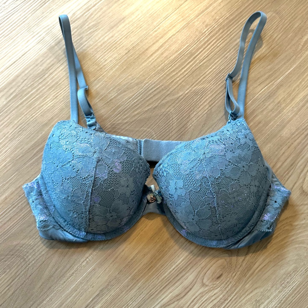 Victoria's Secret Lace Underwire Bra - Blue